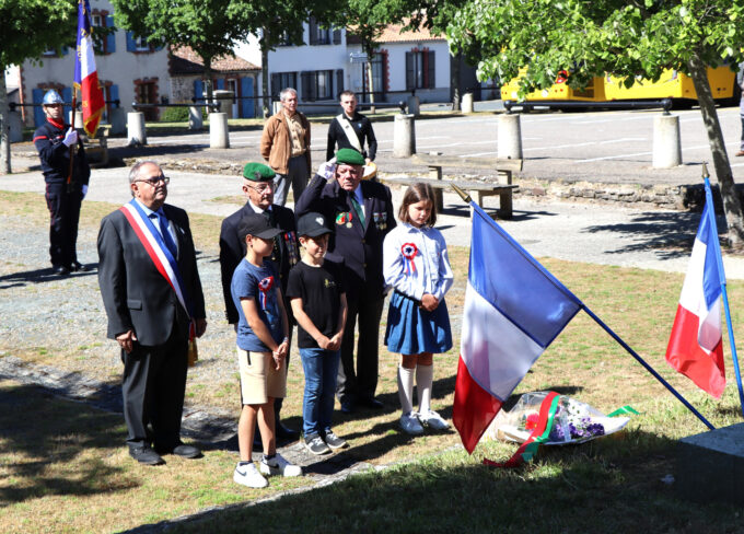 08 05 26 commemoration8mai 4