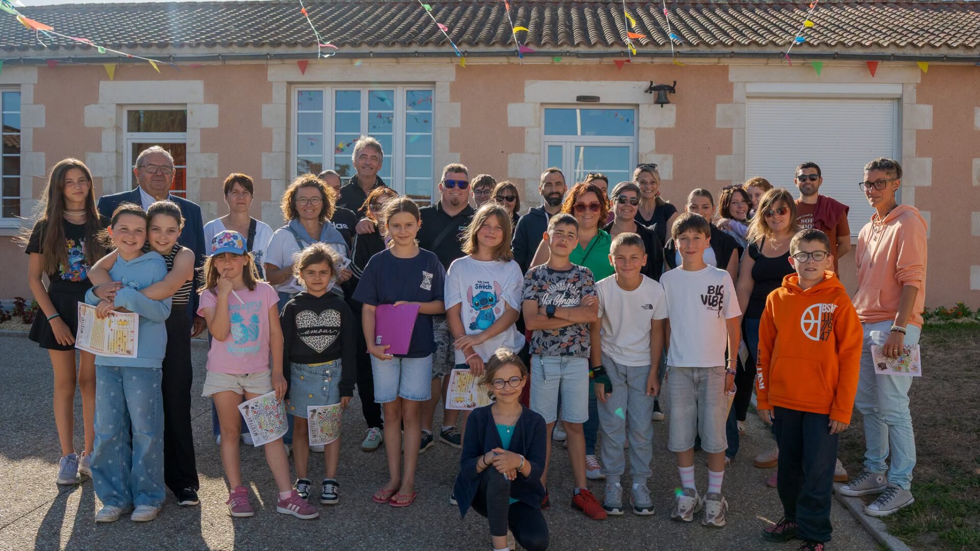 photo du cmj lors de l'inauguration.png